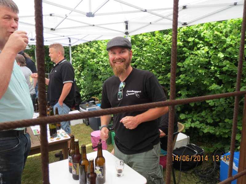 Ousen om øl og med øl image